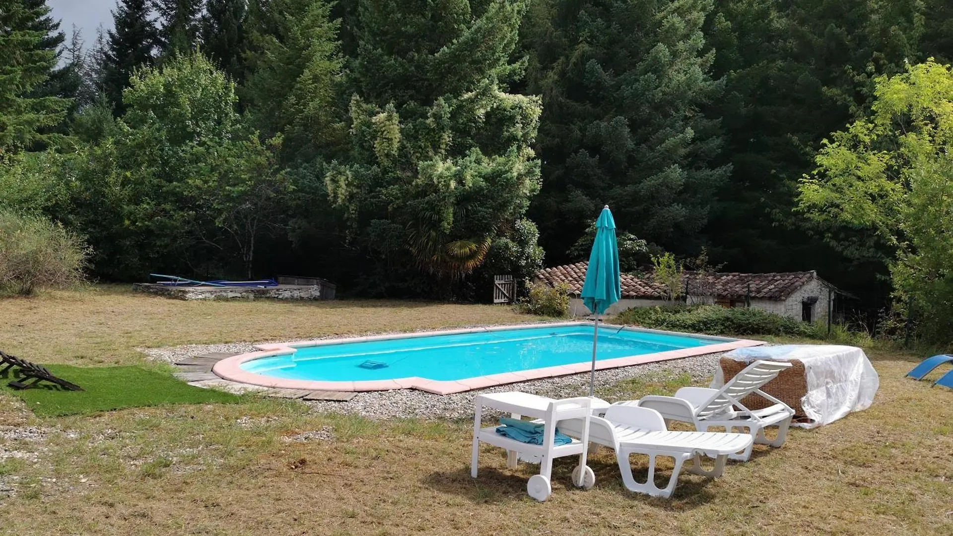 Holiday home Bergerie Piscine Privee, Jacuzzi Villa Montcuq